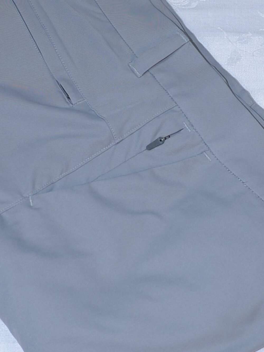 32 Degrees Cool Stretch Performance Shorts -- Gray -- Men's Size 38 x 10